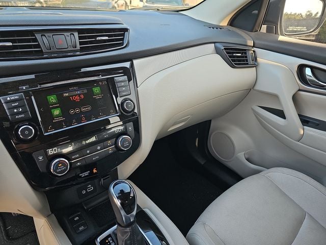 2020 Nissan Rogue Sport SL
