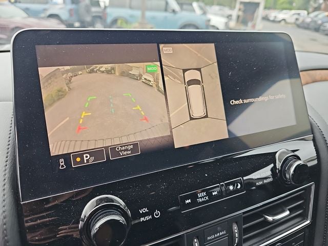 2022 Nissan Armada SL