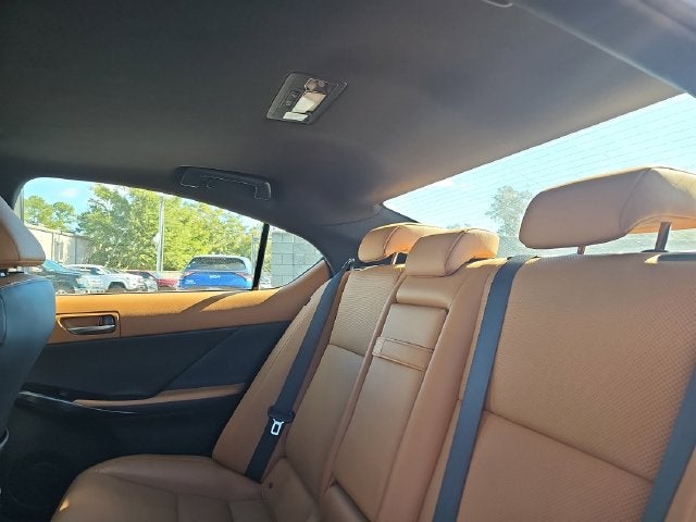 2024 Lexus IS 300