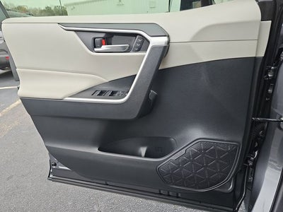 2021 Toyota RAV4 Hybrid XLE Premium