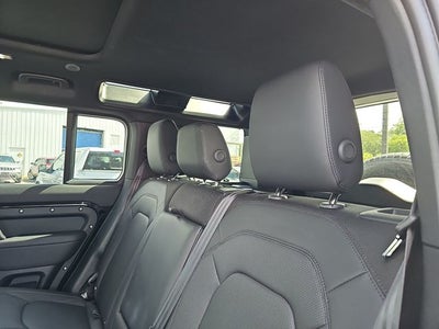 2025 Land Rover Defender 110 S