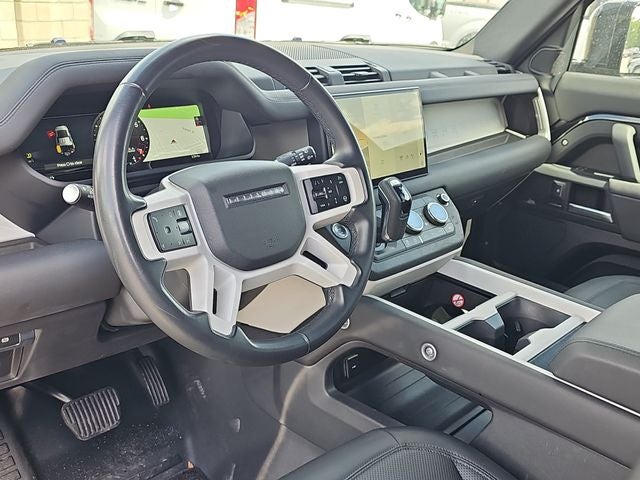 2025 Land Rover Defender 110 S