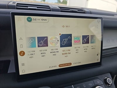 2025 Land Rover Defender 110 S
