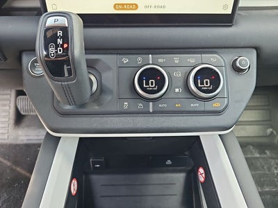 2025 Land Rover Defender 110 S