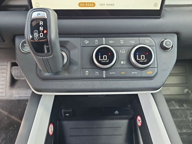 2025 Land Rover Defender 110 S