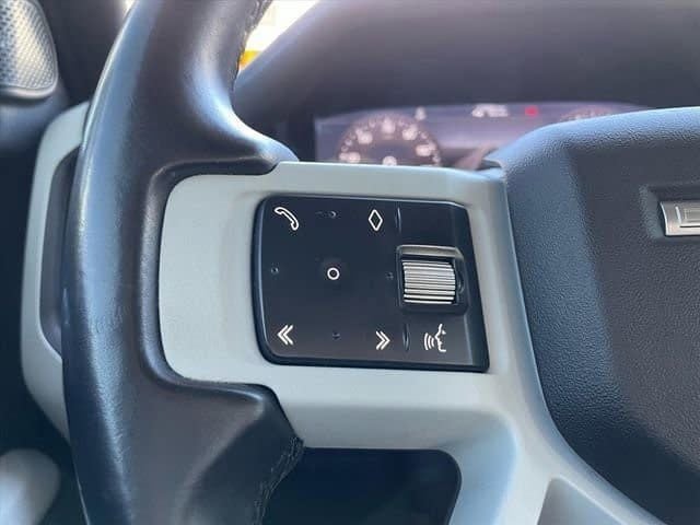 2020 Land Rover Defender 110 SE