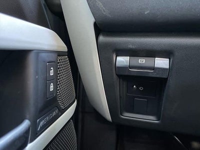 2020 Land Rover Defender 110 SE