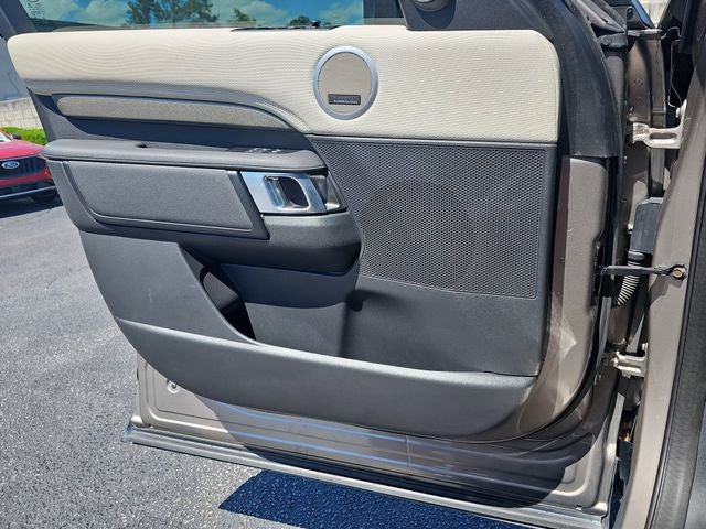 2021 Land Rover Discovery HSE R-Dynamic
