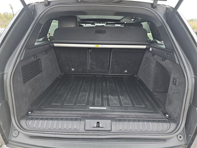 2022 Land Rover Range Rover Sport HSE Silver Edition