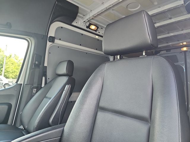 2025 Mercedes-Benz Sprinter 2500 Cargo 144 WB