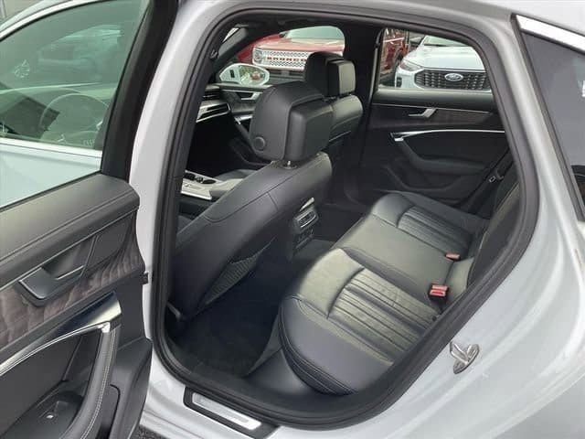 2024 Audi A6 45 Premium Plus quattro