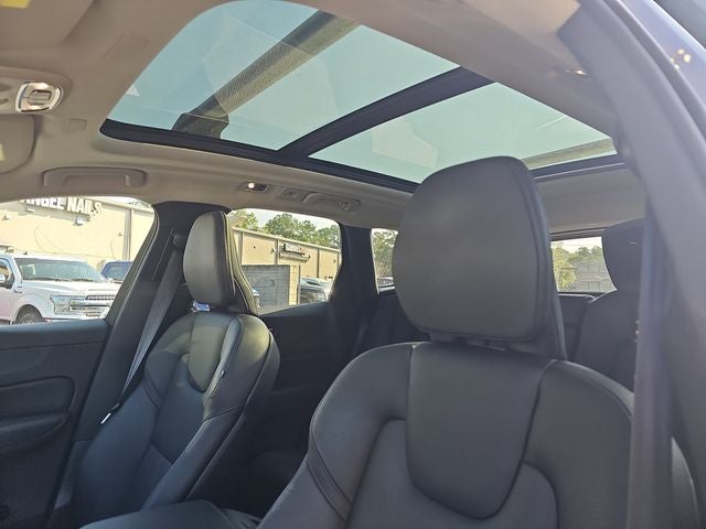 2019 Volvo XC60 T6 Momentum