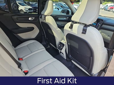 2025 Volvo XC40 B5 Plus Dark Theme