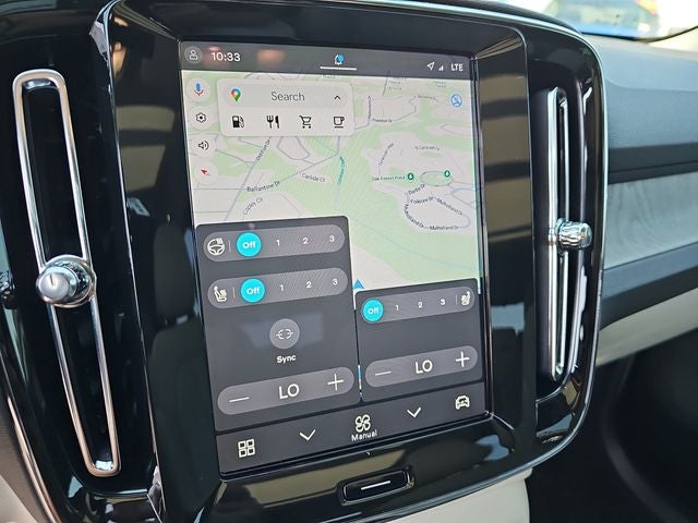 2025 Volvo XC40 B5 Plus Dark Theme