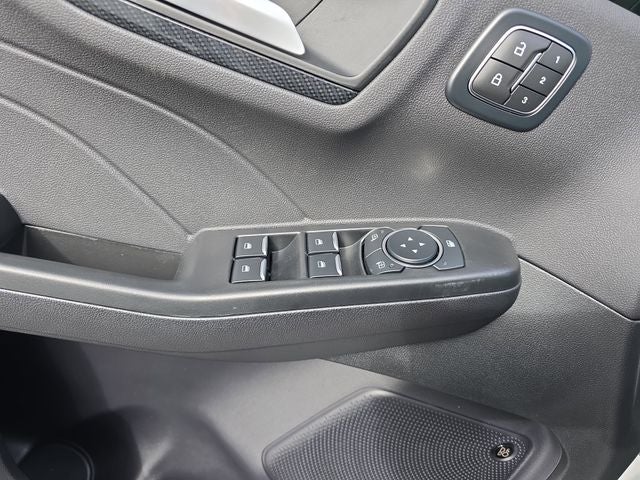 2026 Ford Escape Hybrid ST-Line Select