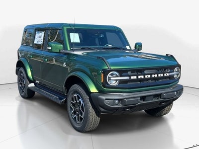 2025 Ford Bronco Outer Banks