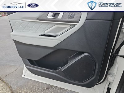 2026 Ford Explorer Platinum