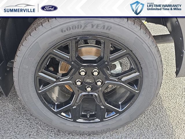 2026 Ford Maverick Lobo Standard